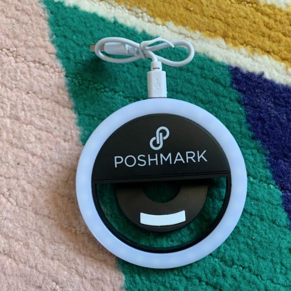 🆕 Poshmark Ring Light